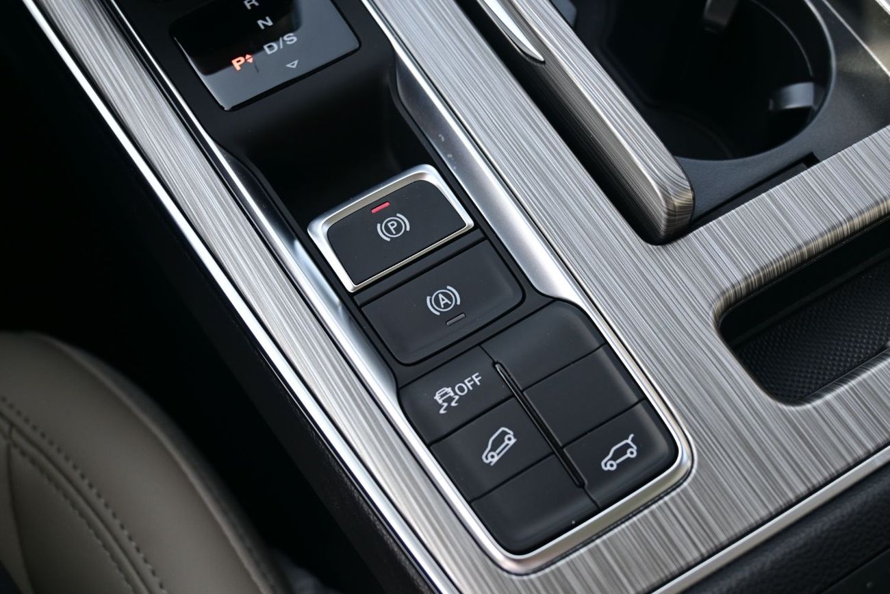 MG RX5 MG RX5 1.5L Petrol, FWD Model 2025 Color Grey