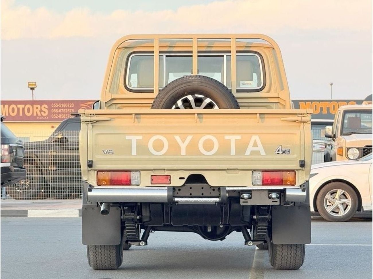 Toyota Land Cruiser Pick Up EXPORT ONLY - LC 79 DOUBLE CABIN AUTOMATIC