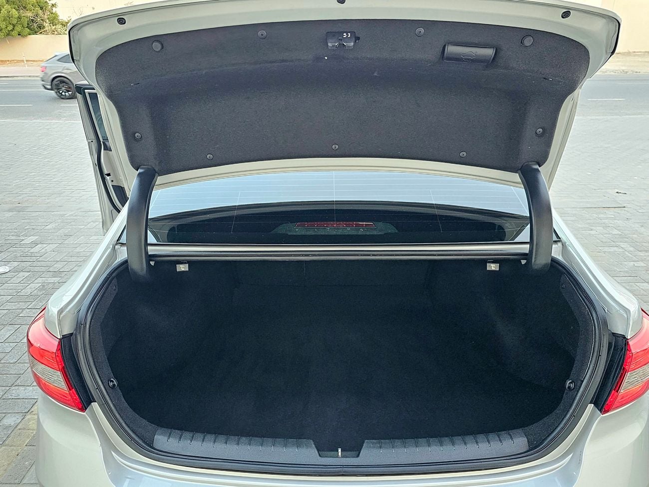 هيونداي سوناتا Sport 2.4L