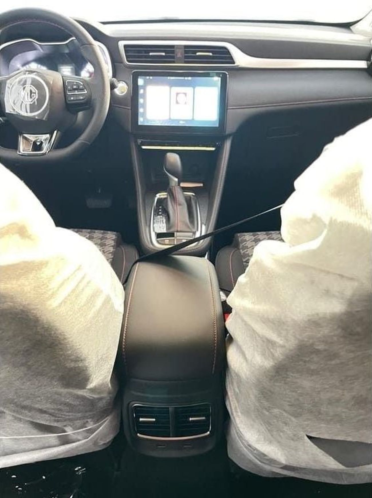 MG ZS 1.5l comfort 2025 model GCC specs 2025 model