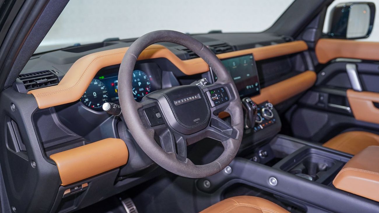 Land Rover Defender P525 V8 Edition | AED 5,999 PM | Warranty July 2027 | GCC