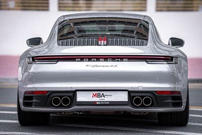بورش 911 Carrera 4S 3.0L (380 HP) Coupe
