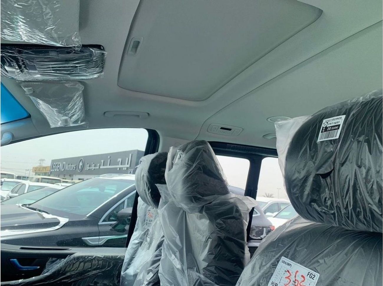 Hyundai Staria 3.5L PETROL, GCC, 11 SEATS, SUNROOF, PANORAMIC, FULL OPTION, 2023