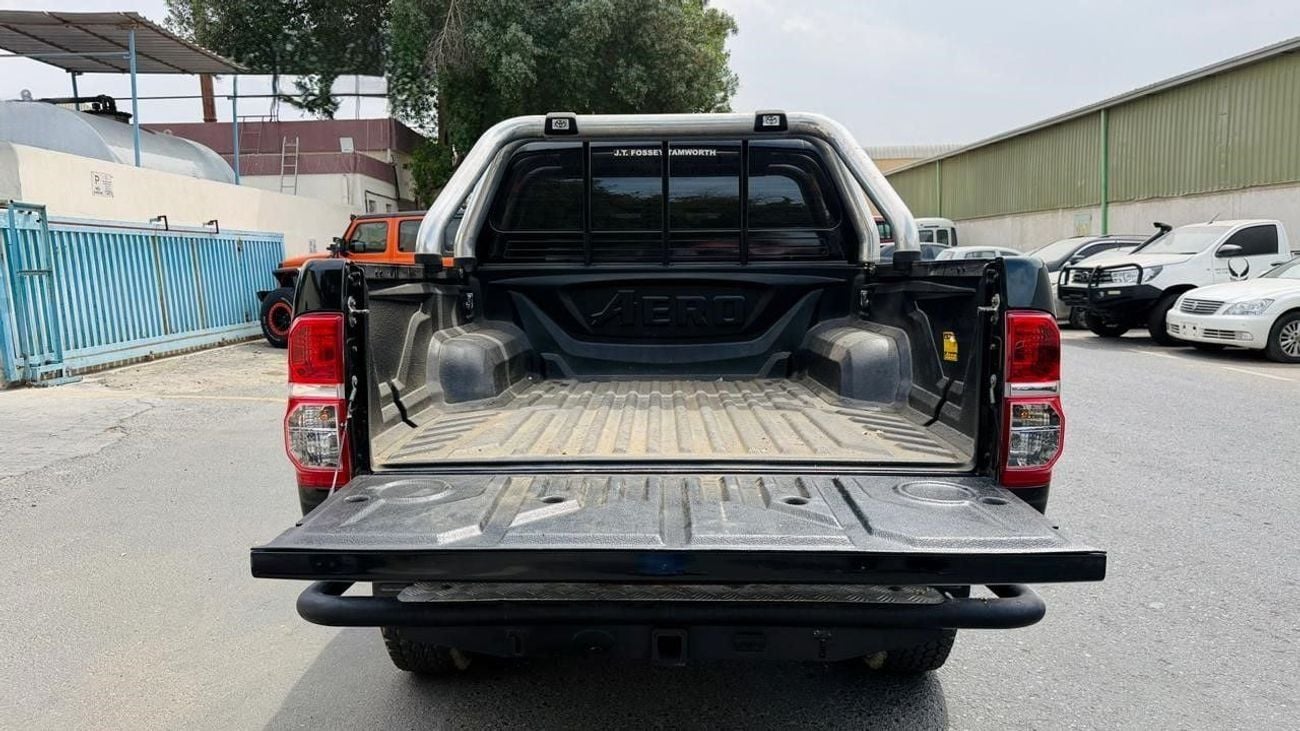 Toyota Hilux HEAVY BULL BAR INSTALLED | DOUBLE CABIN | MT | 4WD | 3.0 DIESEL ENGINE