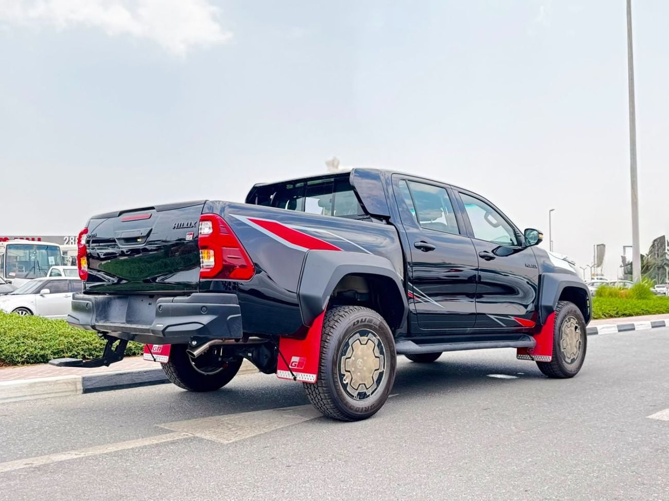 Toyota Hilux SR5 (NON GCC)