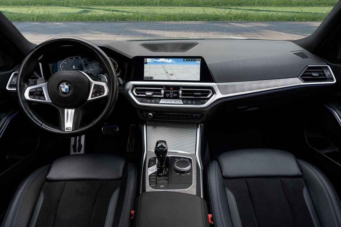 BMW 330i 330i M-kit | 2,800 P.M  | 0% Downpayment | Excellent Condition!