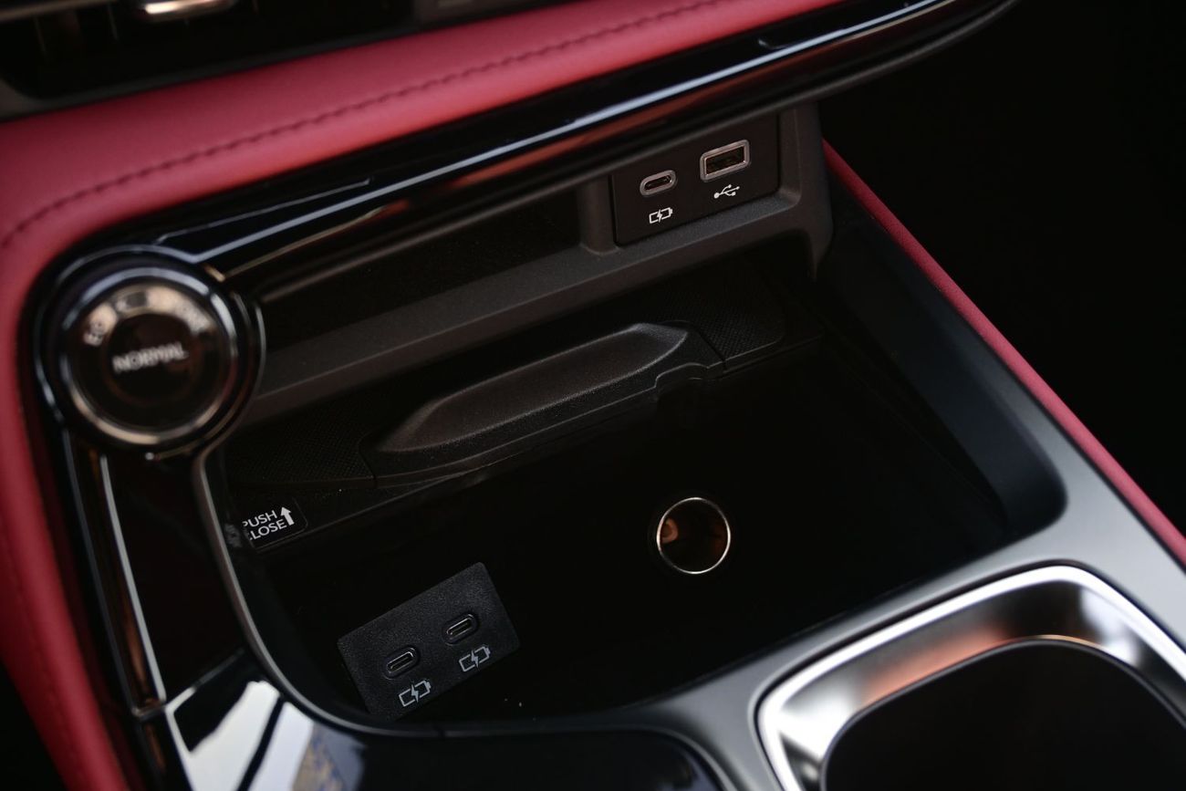 لكزس NX350h Lexus NX350h STD 2.5L Hybrid AWD