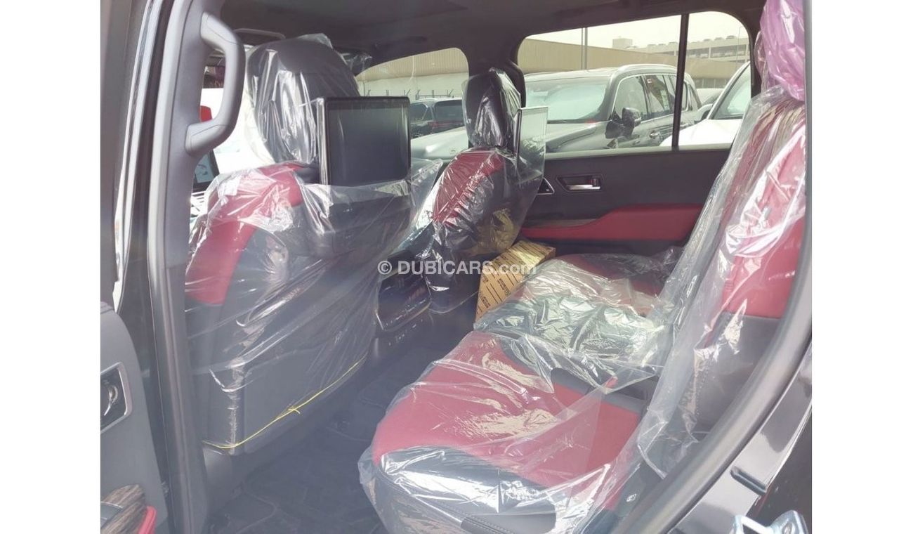 Toyota Land Cruiser VXR 3.5 TWINTURBO Al-Futtaim 4 Year warranty