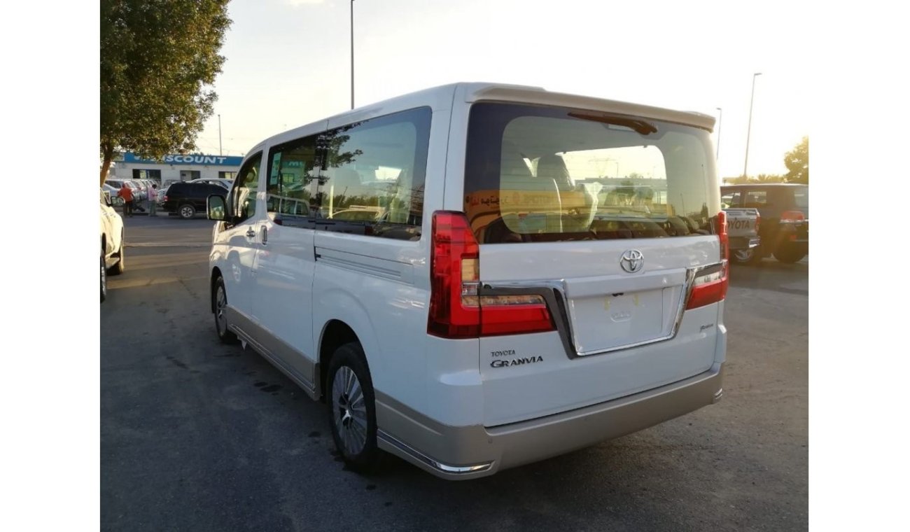 تويوتا جرافينا GRANVIA 7 Seats 2.8L Diesel full option