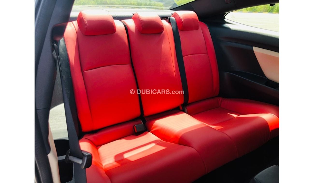 هوندا سيفيك موديل 2016 حاله ممتازه من الداخل والخارج فل مواصفات كراسي جلد ومثبت سرعه وتحكم كهربي كامل ونظام صوت 