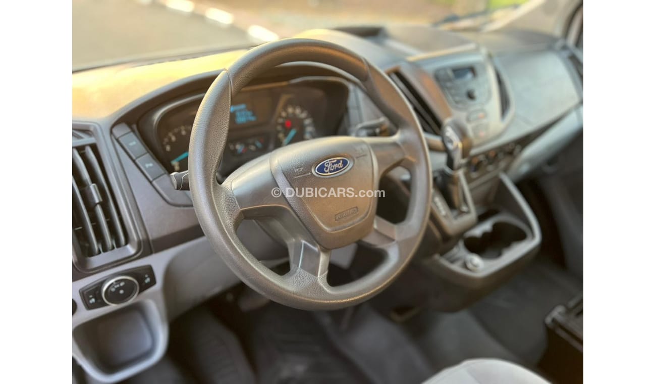 Ford Transit FORD TRANSIT 150 2017 V6 GCC FULL SERVICE HISTORY ORIGINAL PAINT