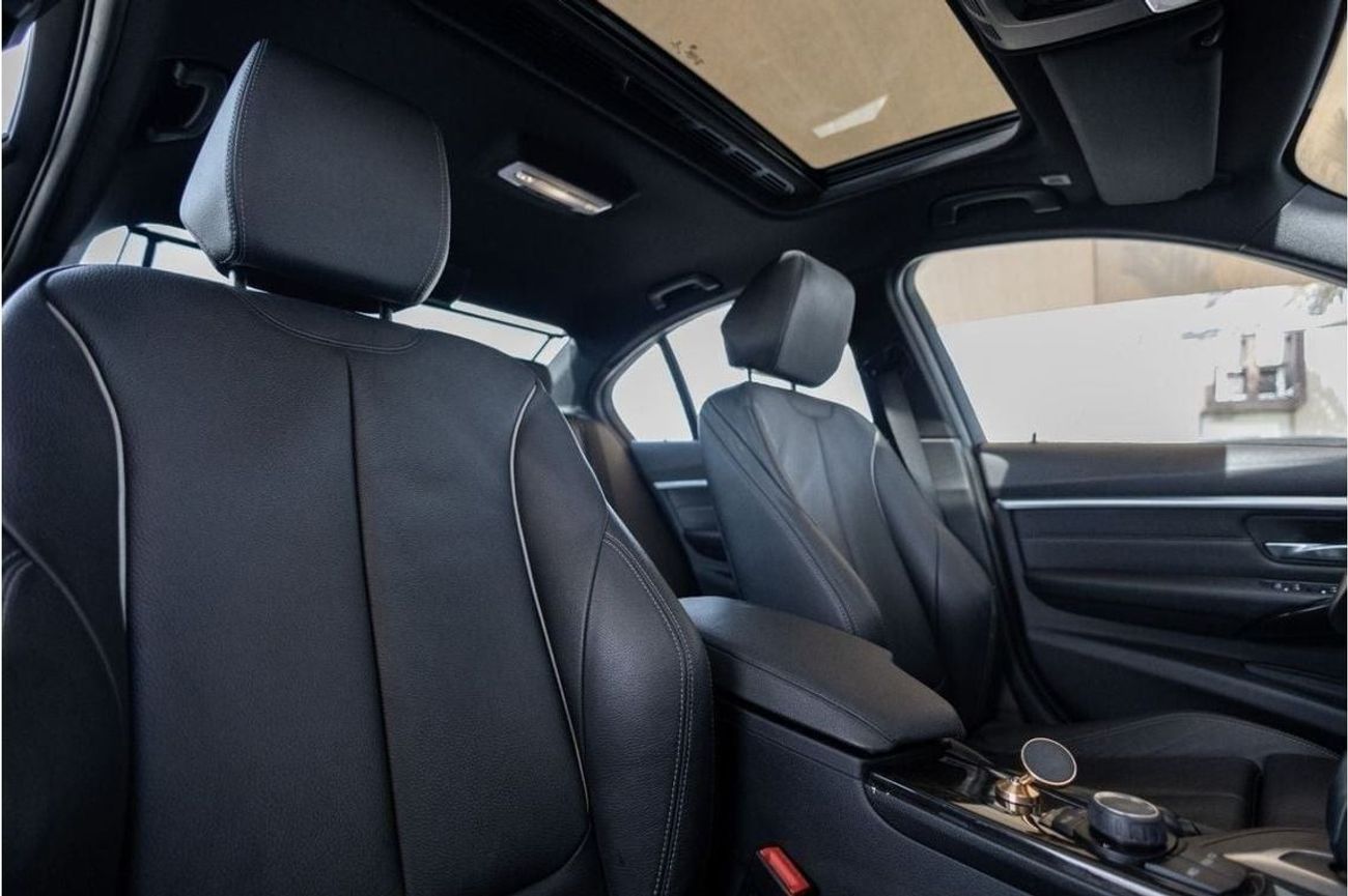 بي أم دبليو 318i BMW 318i M-Sport 2018 GCC under Warranty with Flexible Down-Payment.