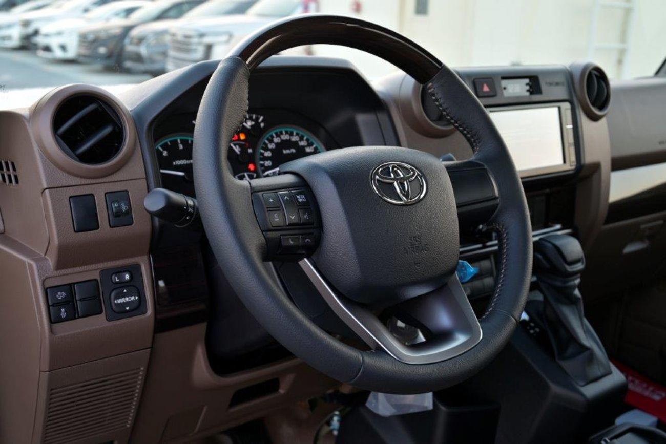 Toyota Land Cruiser Pick Up Single Cab DX 2.8L Automatic