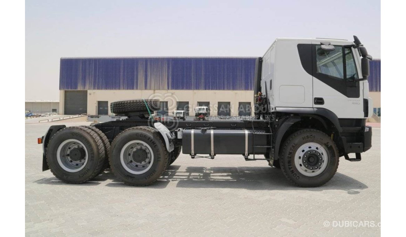 إيفيكو تراكر Head 6×4 , GCW 130 Ton HP 440, Sleeper Cabin w/ Hub Reduction MY23 Tractor Head Tractor Head Diesel