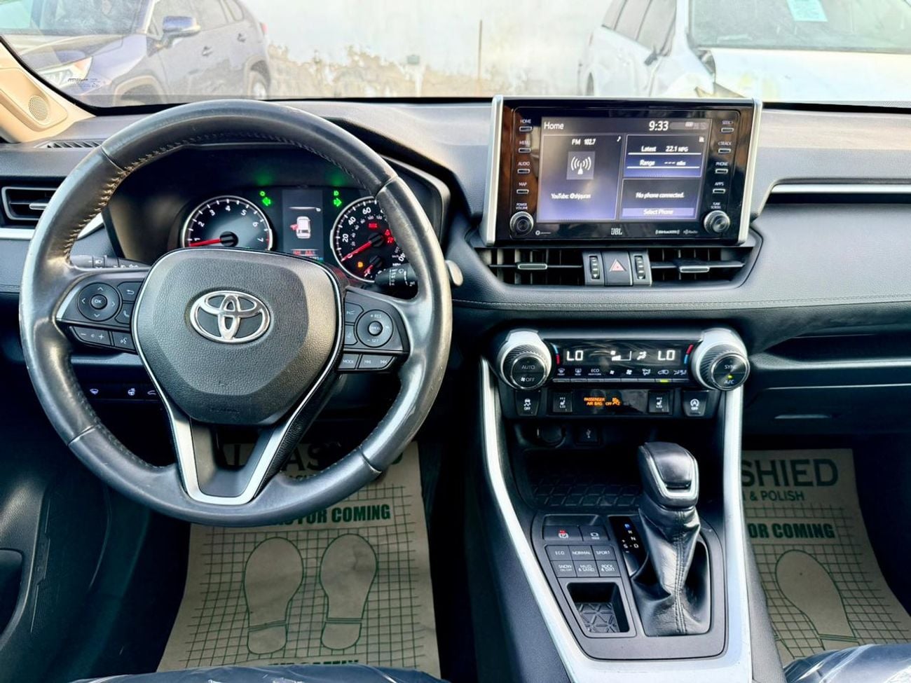 Toyota RAV4 2020 TOYOTA RAV4 XLE 4x4 PREMIUM AWD FULL OPTION READY  Gray