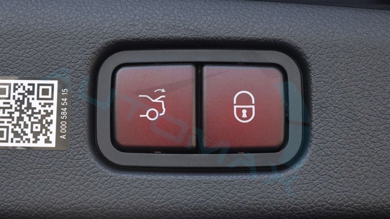 Mercedes-Benz E200 AMG EQ Boost 2.0L RWD 2026 0KM With 5 Years Or 200,000 Km Warranty