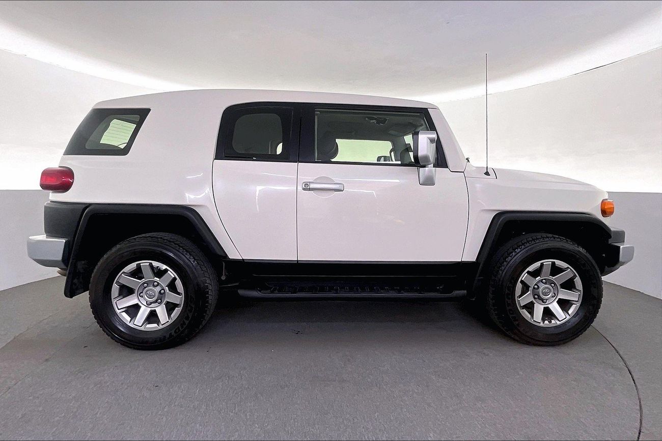 Toyota FJ Cruiser GXR | Guaranteed Warranty | 0 Down Payment