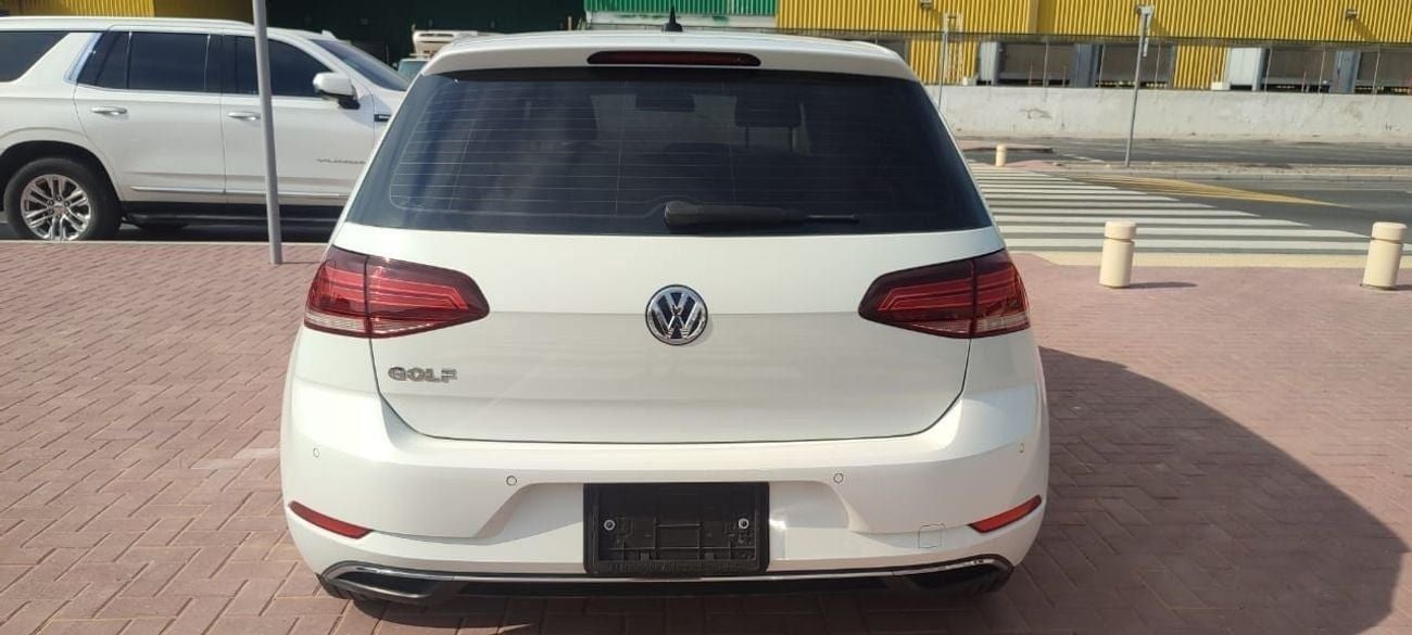 Volkswagen Golf S 1.2L