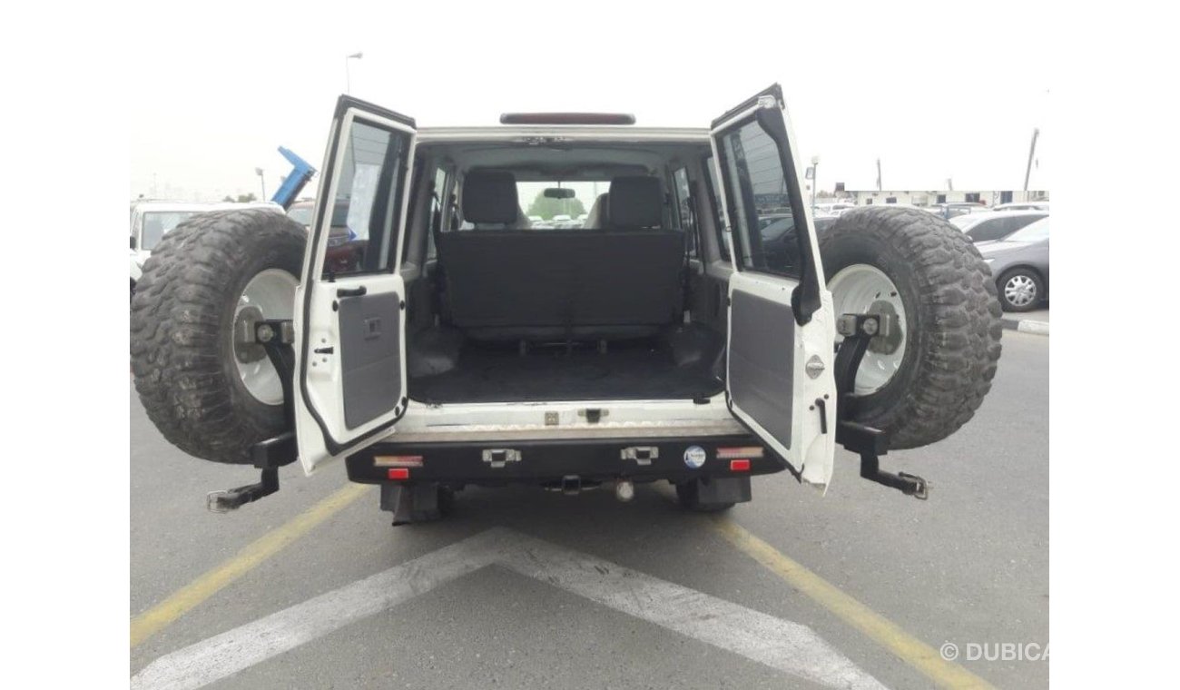 تويوتا لاند كروزر land cruiser RIGHT HAND(Stock no PM 563 )