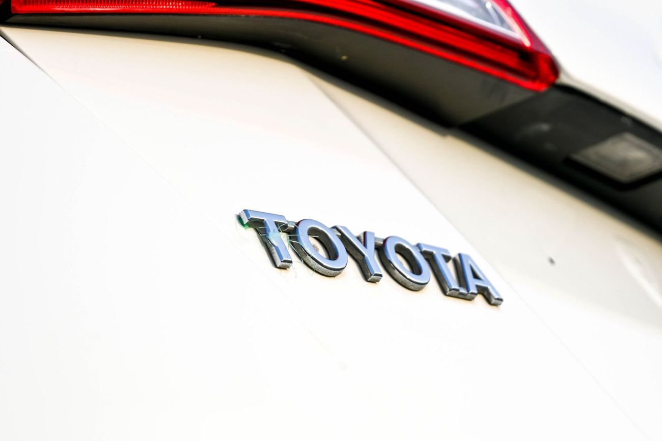 Toyota Yaris 1.5L E TOYOTA YARIS 2022 GCC SE IN EXCELLENT CONDITION