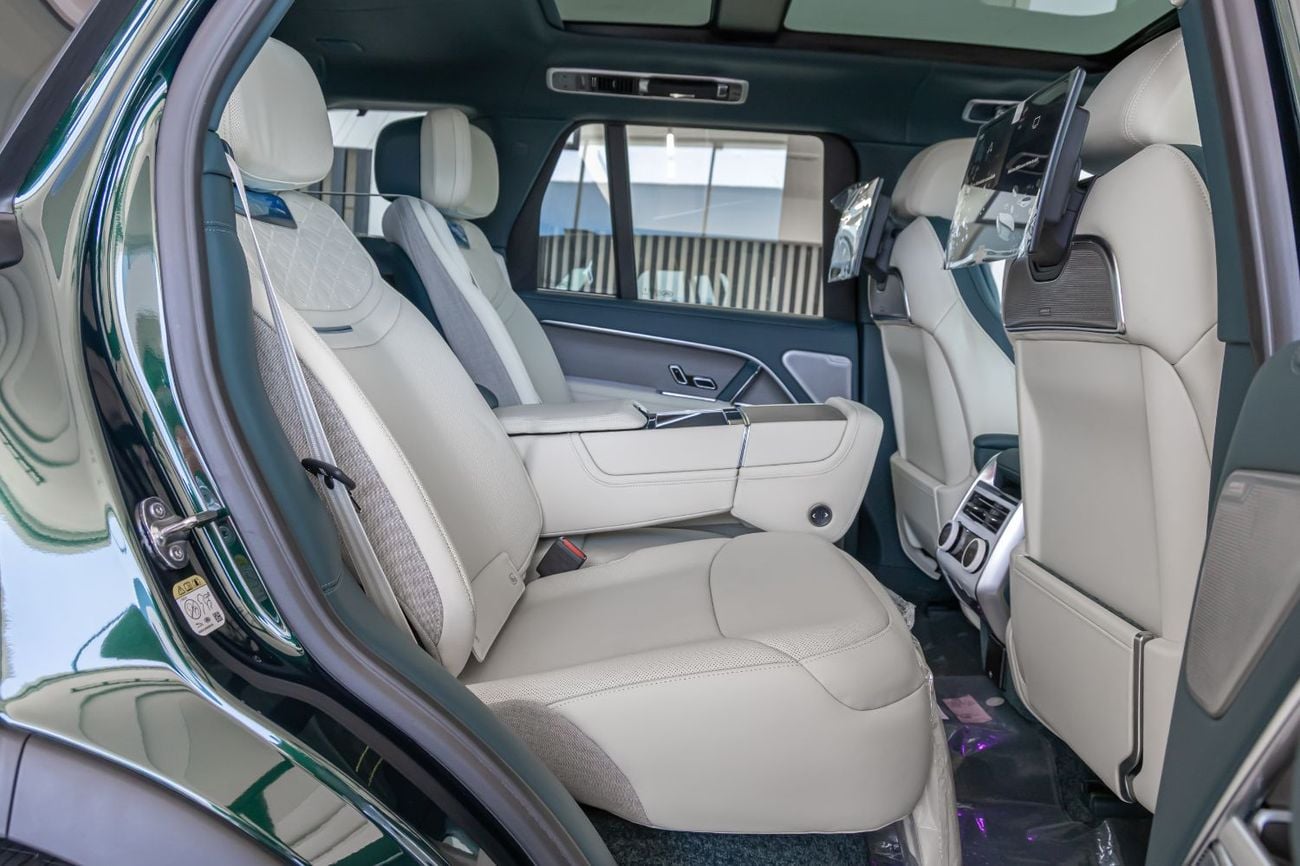 Land Rover Range Rover SV LWB P615 Range Rover | Vogue | SV | GCC | 4.4L Twin-Turbo V8 | SWB | AWD | VIP Rear Seats | 2026