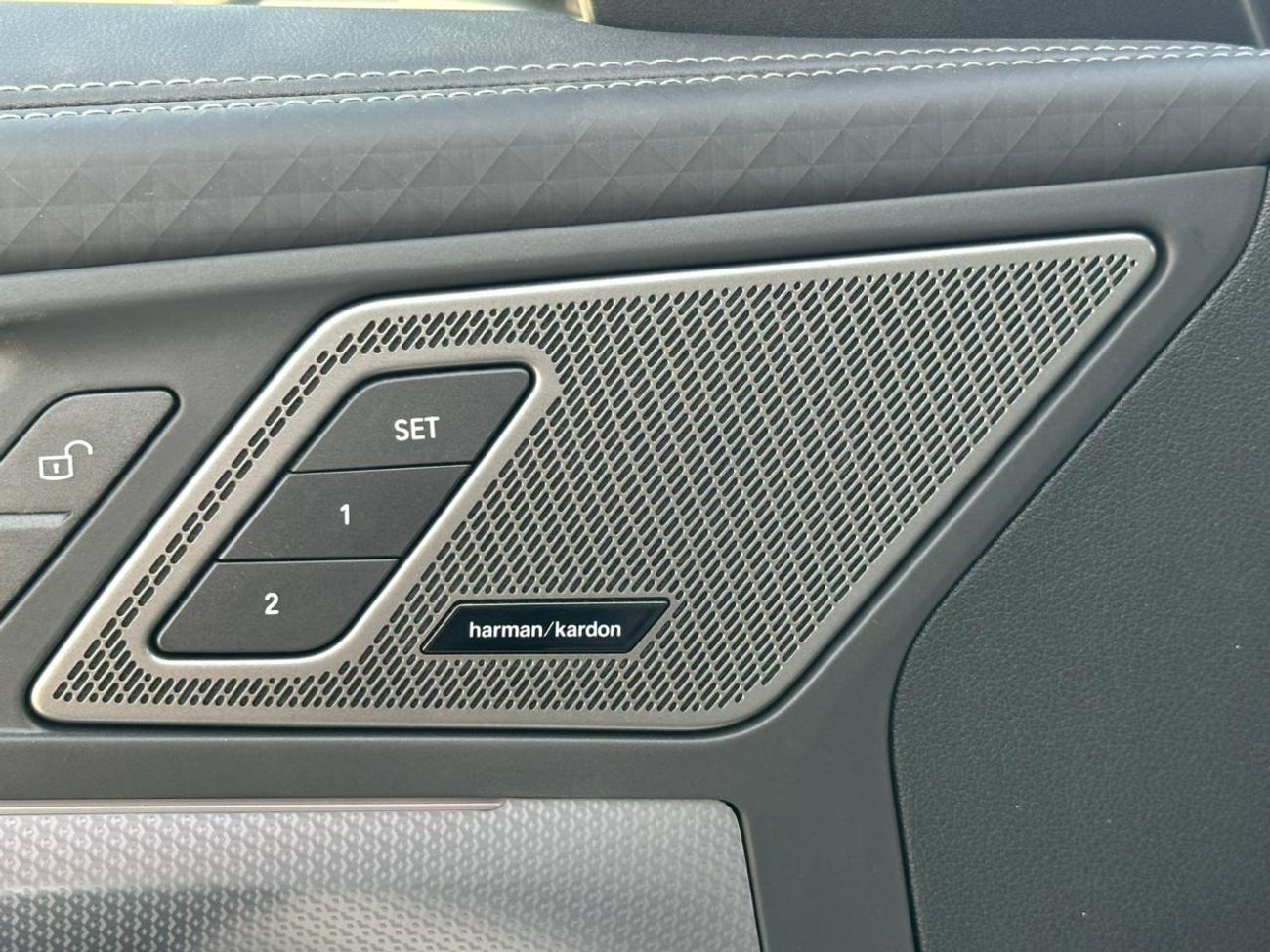 بي أم دبليو X2 XDRIVE 2.0, HARMAN SOUNDSYSTEM, PANORAMIC ROOF, KEYLESS ENTRY , MODEL 2026 GCC SPECS