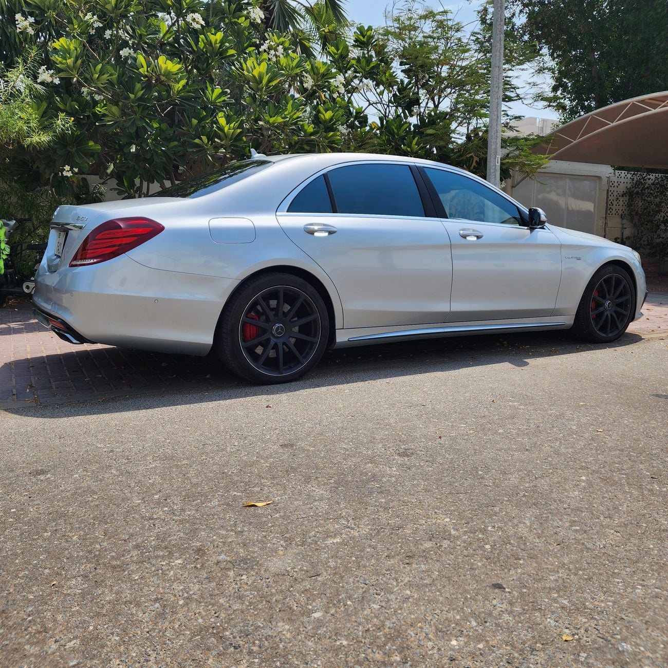 Mercedes Benz S63 AMG