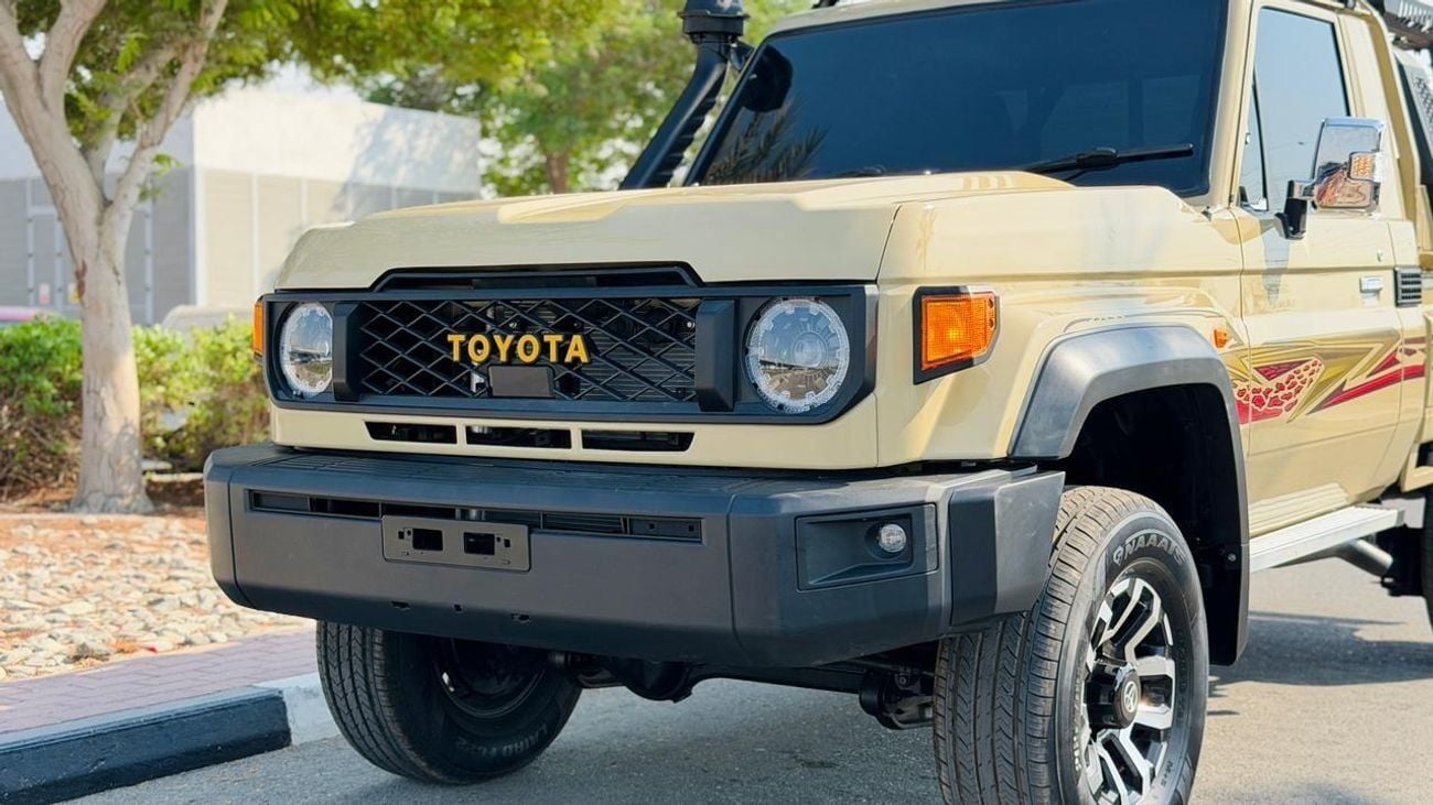 Toyota Land Cruiser Pick Up MODIFIED TO 2025 MODEL | SINGLE CABIN | MANUAL TRANSMISSION | 4.5L DIESEL ENGINE | AIR SNORKEL | 201