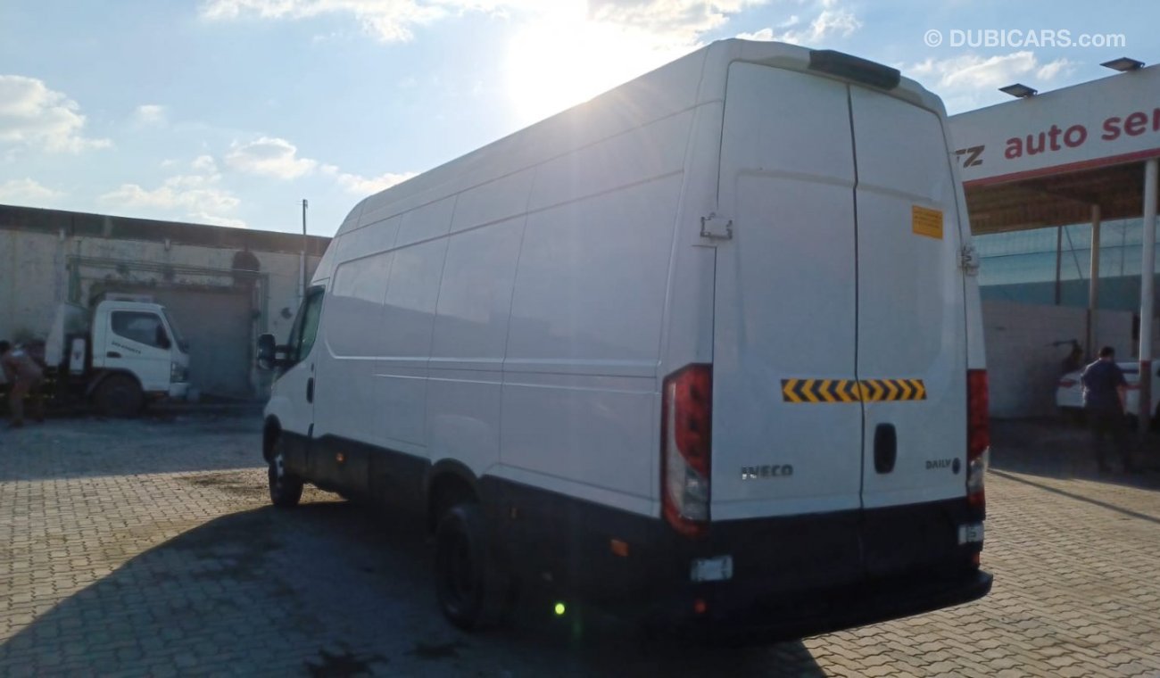 Iveco Daily 50-150 SuperLong HighRoof Chiller Van