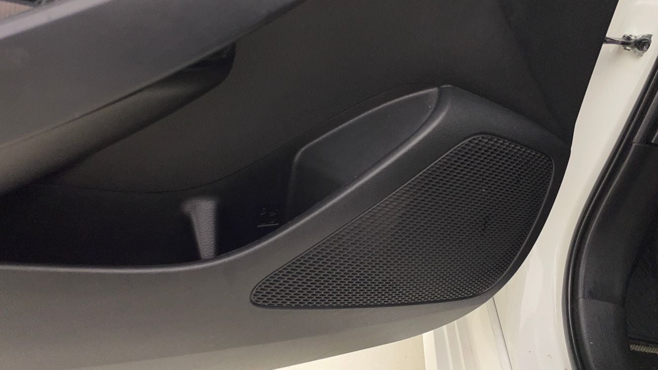 تويوتا كورولا XLI 1.6 | بدون دفعة مقدمة | اختبار القيادة في المنزل