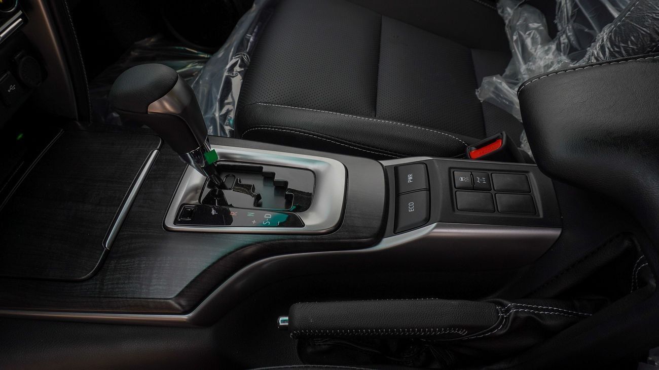 Toyota Fortuner SR5 4.0L V6