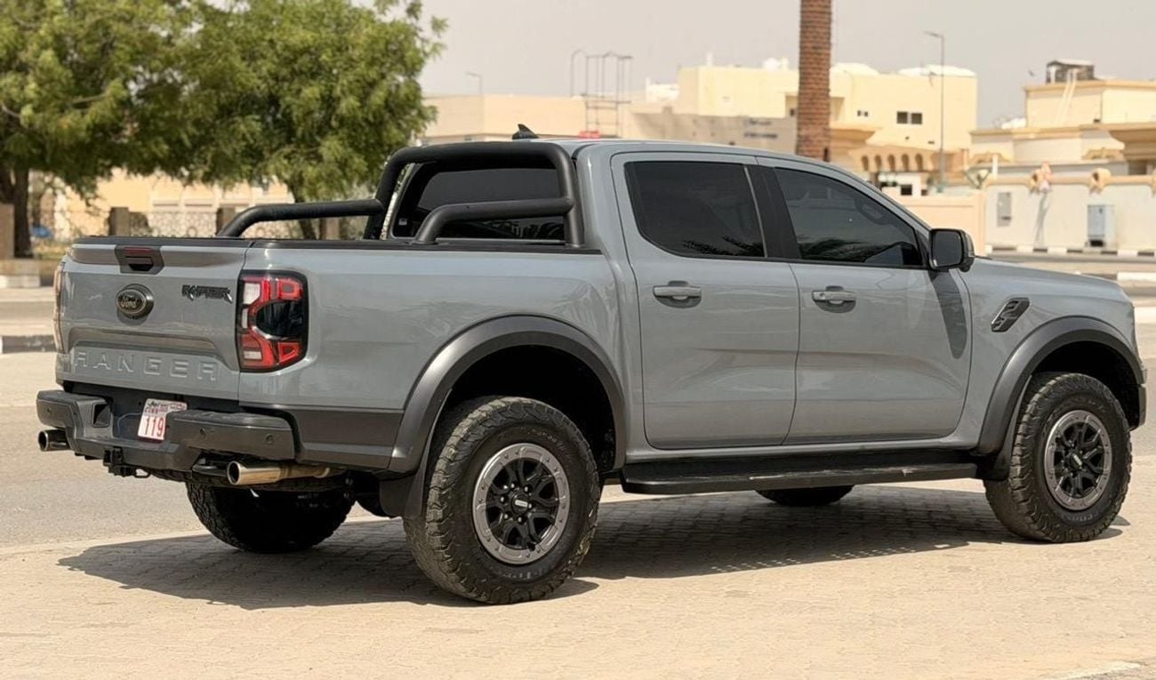فورد رانجر RAPTOR V6 PETROL RIGHT HAND DRIVE
