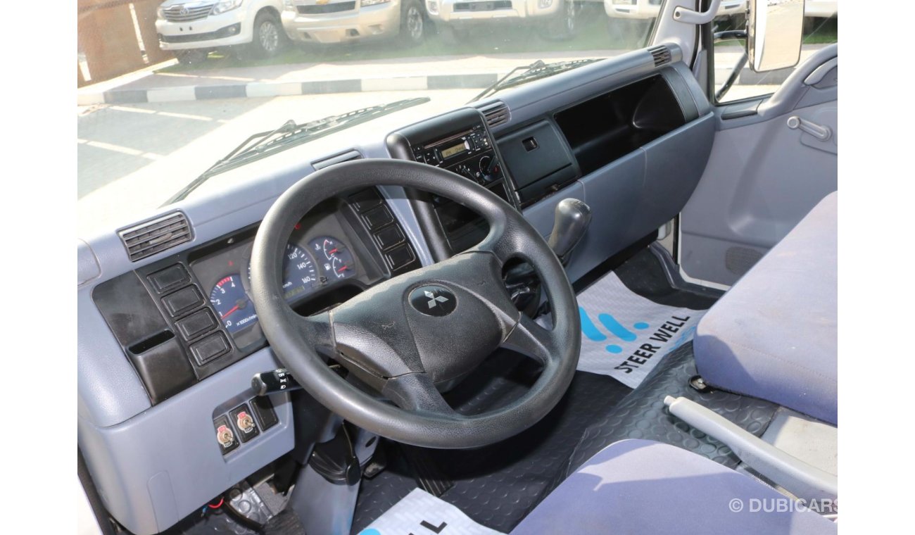 Mitsubishi Fuso Canter 2017 | MITSUBISHI CANTER HD DRY BOX - WITH GCC SPECS AND EXCELLENT CONDITION