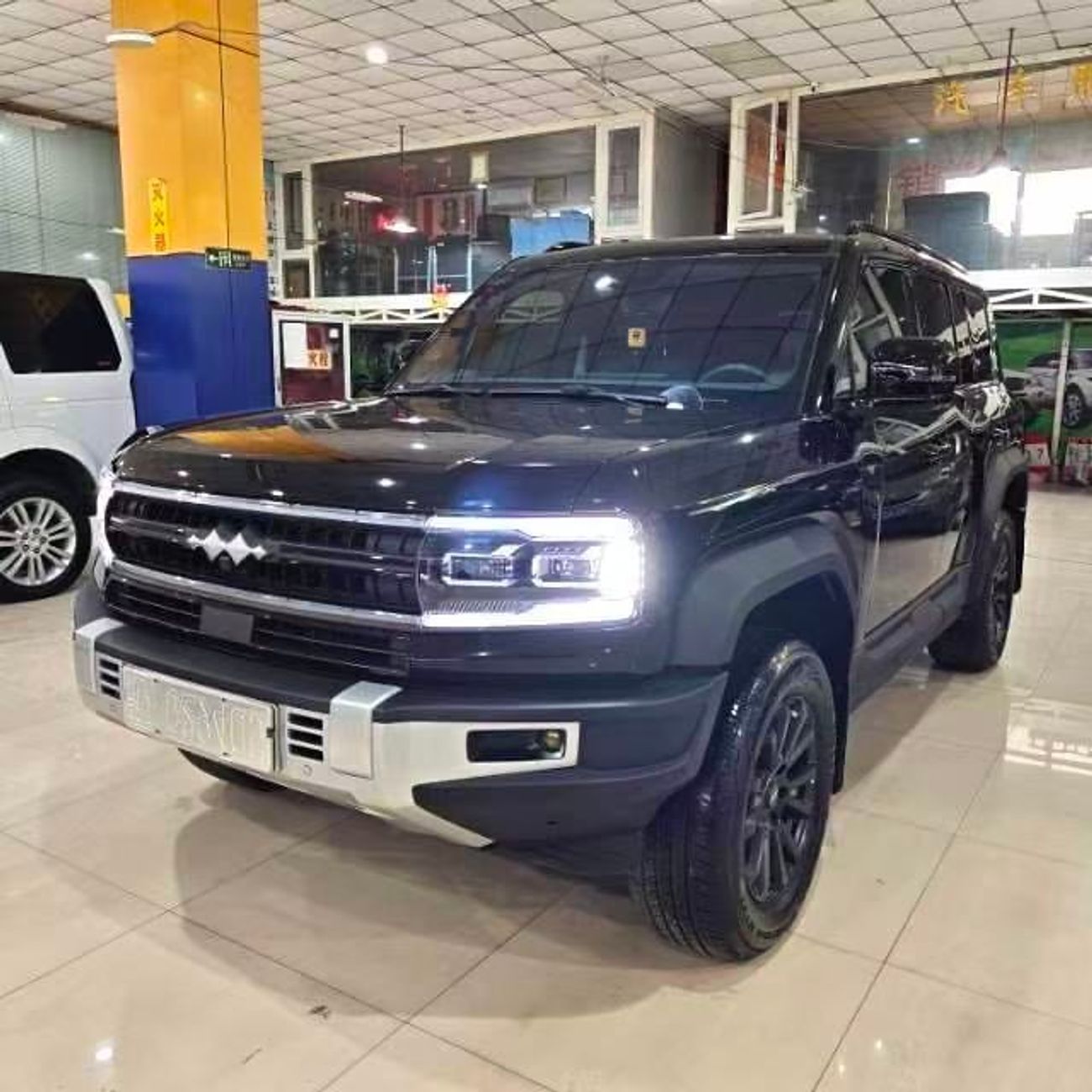 BYD Leopard 5 Explorer Edition