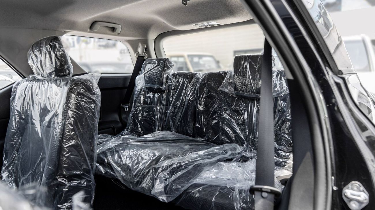 Toyota Fortuner 2025 Toyota Fortuner 2.7L AT Petrol (Black)