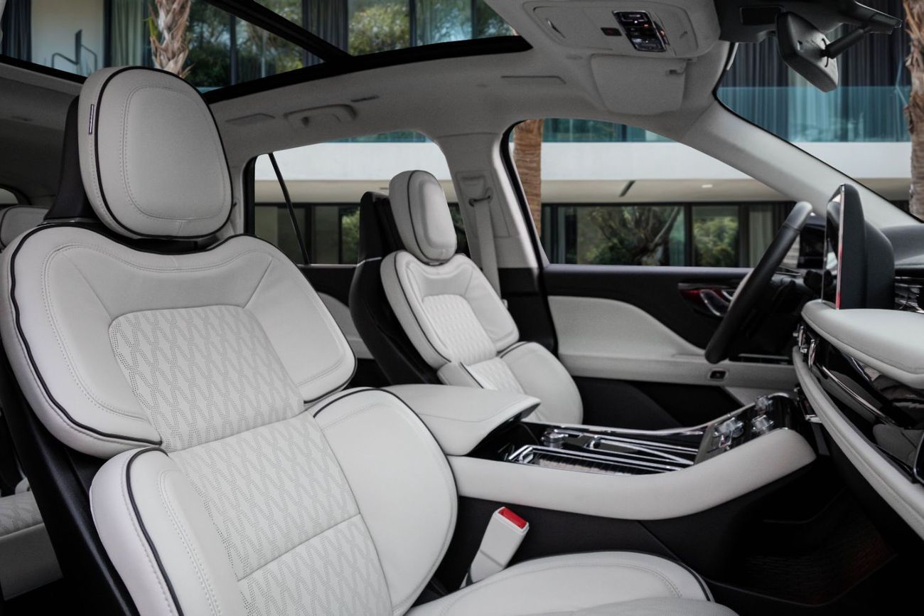 Lincoln Aviator Presidential | 4,700 P.M | 0% Downpayment | WARRANTY 2029!