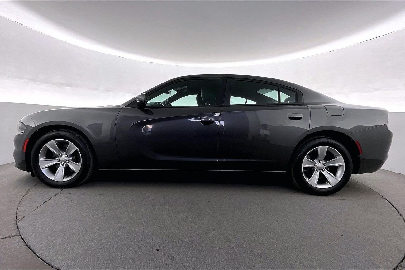 Dodge Charger SXT / SE | National Day Celebration | Guaranteed Warranty | 0 Down Payment