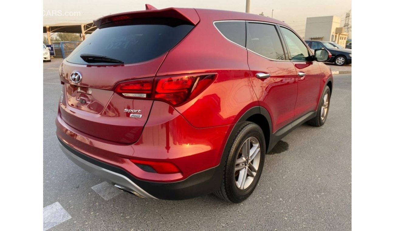 Hyundai Santa Fe 2017 HYUNDAI SANTAFE SPORT 2.4L AWD / MID OPTION