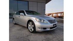 Lexus LS460 Lexus LS 460 GCC large full 2012