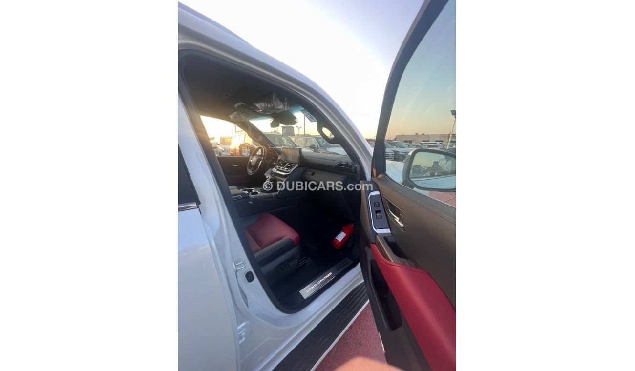 Toyota Land Cruiser Land Cruiser vxr 3.5 Full option with radar