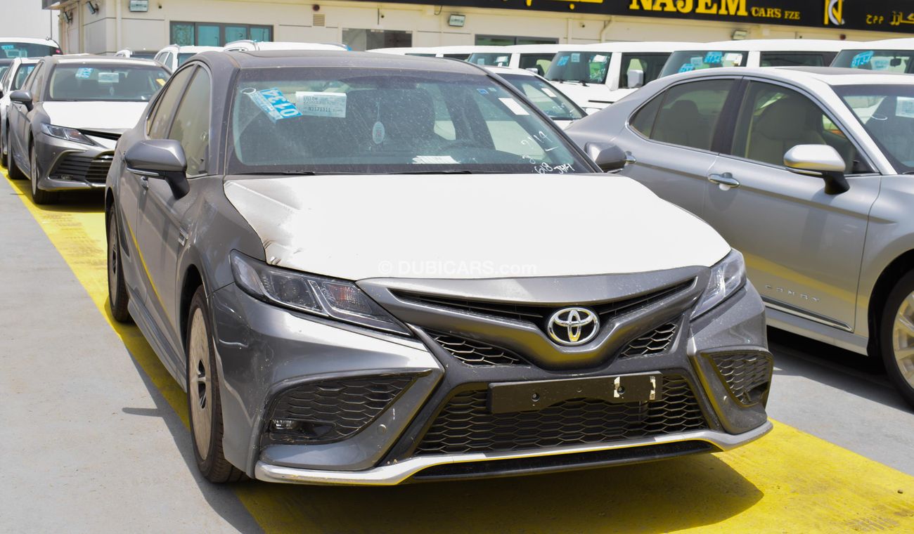 Toyota Camry SE 2.5 L