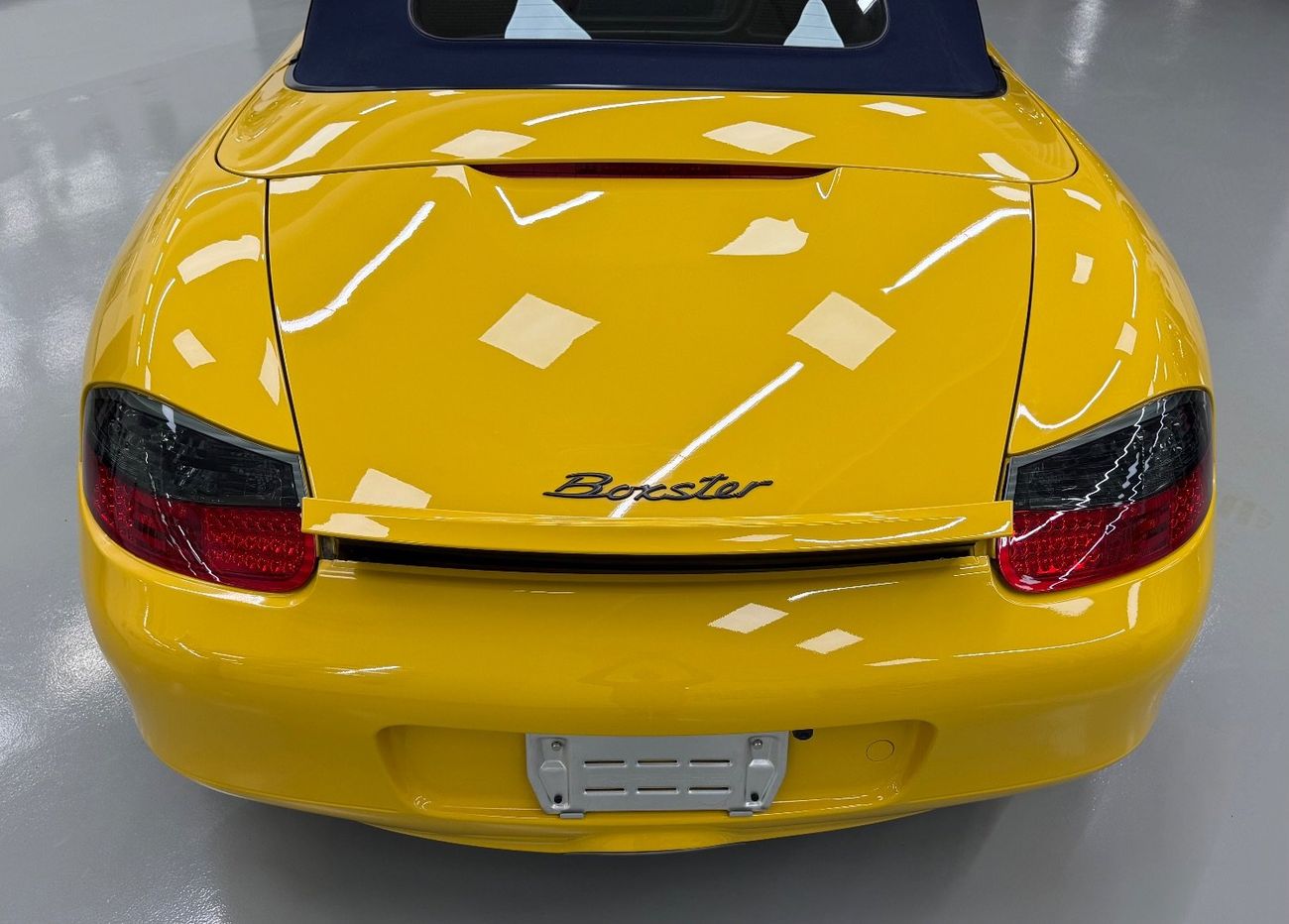 بورش بوكستر 718 Original paint .. Low Milegea .. Perfect Condition