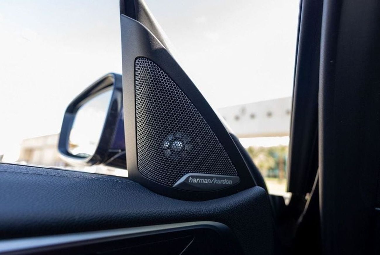 BMW 420i M Sport 2.0L BMW 420i M-Sport Convertible 2022 GCC under Agency Warranty and Service Contract with F