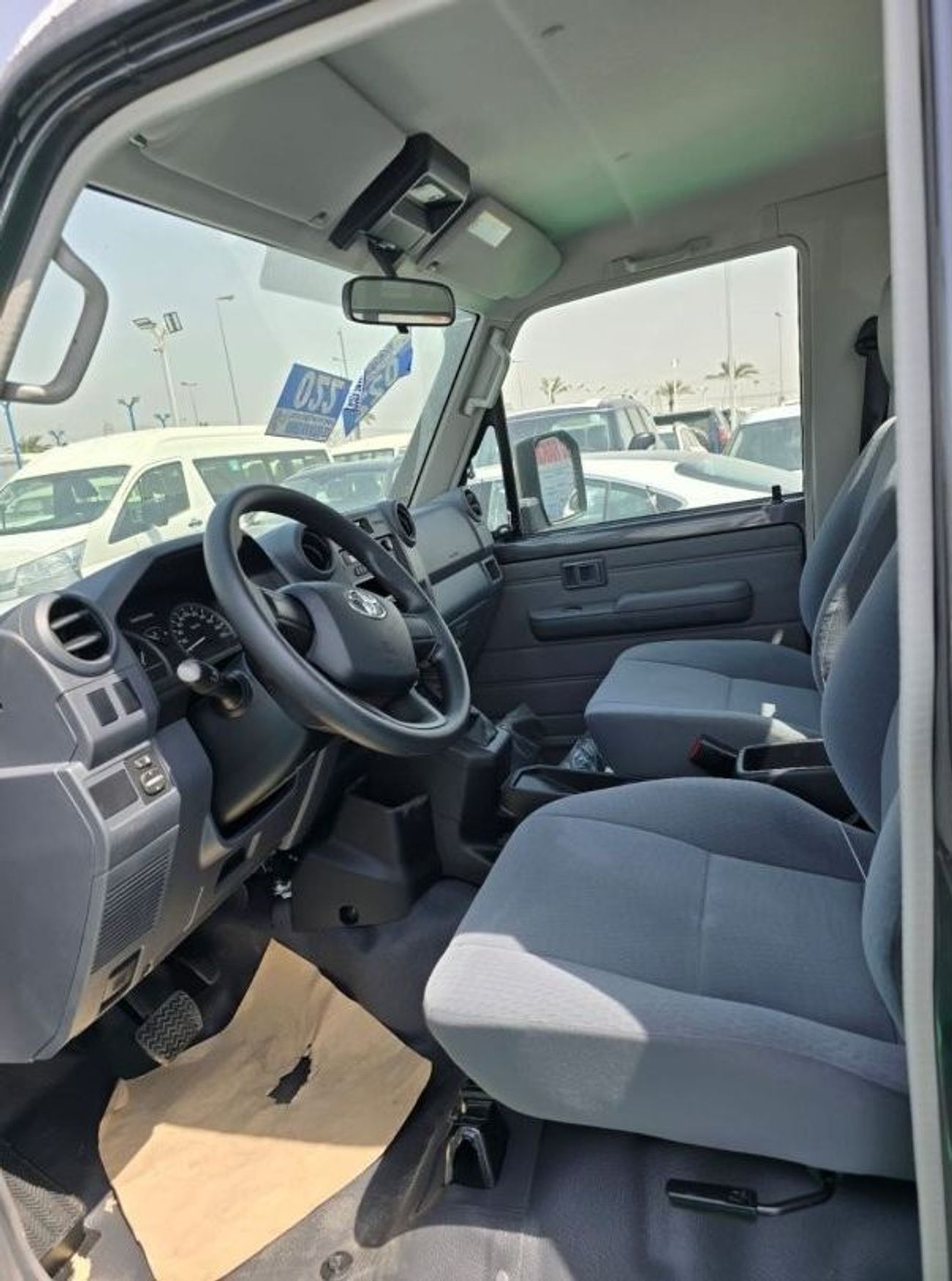 Toyota Land Cruiser Pick Up SINGLE CAB 4.0L PETROL A/T 2024 GCC