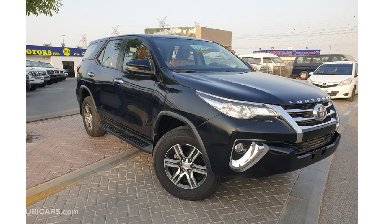 Toyota Fortuner 2.7 PETROL (4 CYLINDER)