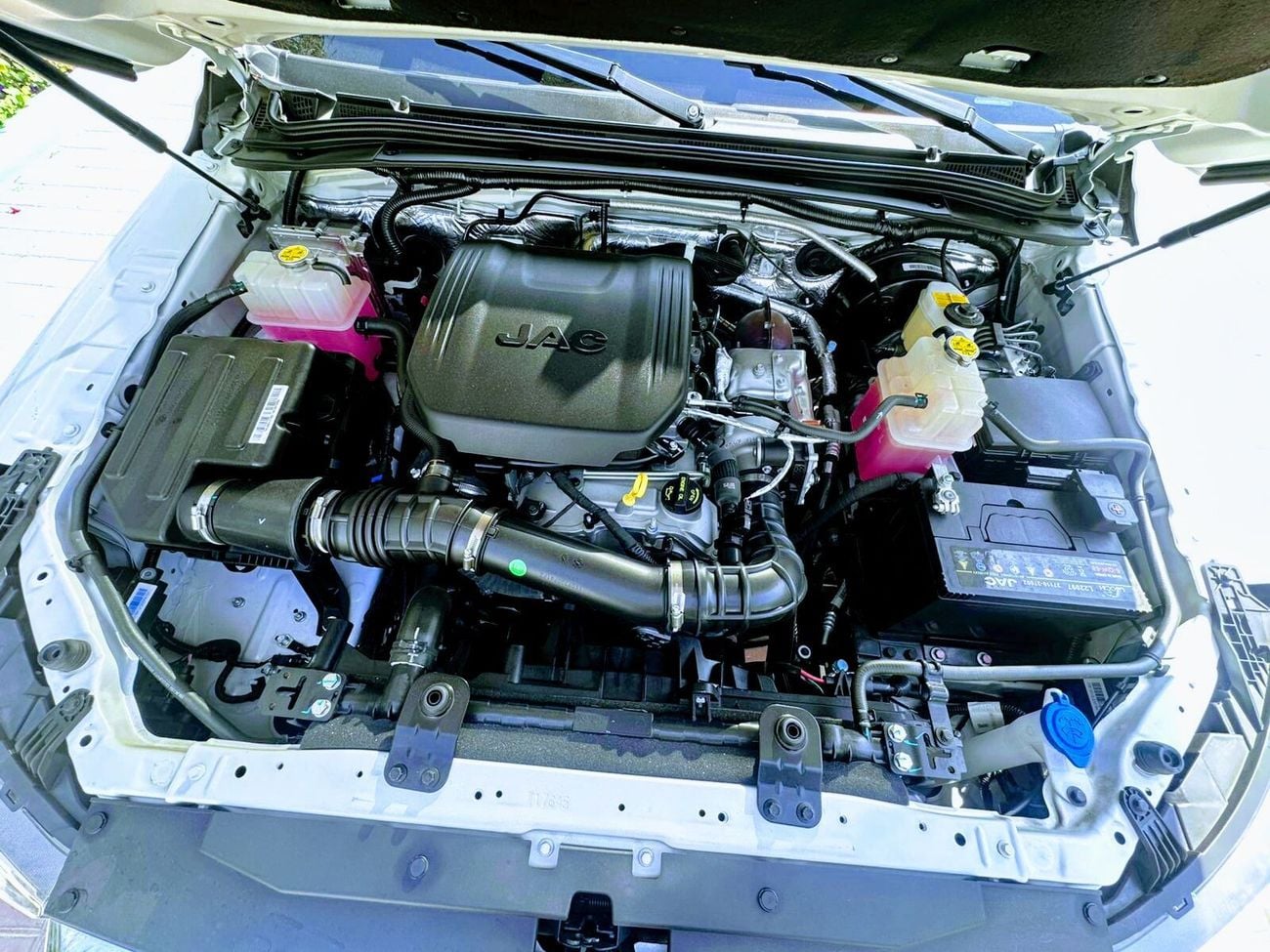 JAC T8 Full Option 2.0L 4WD