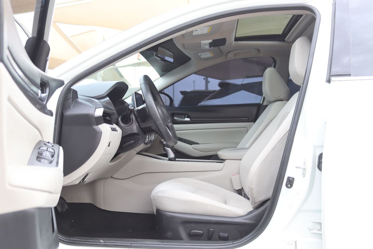 نيسان ألتيما نيسان ألتيما - 2022 - خليجى -فل أوبشن - بدون حواداث -2.5L - ممشى قليل - بحاله ممتازه