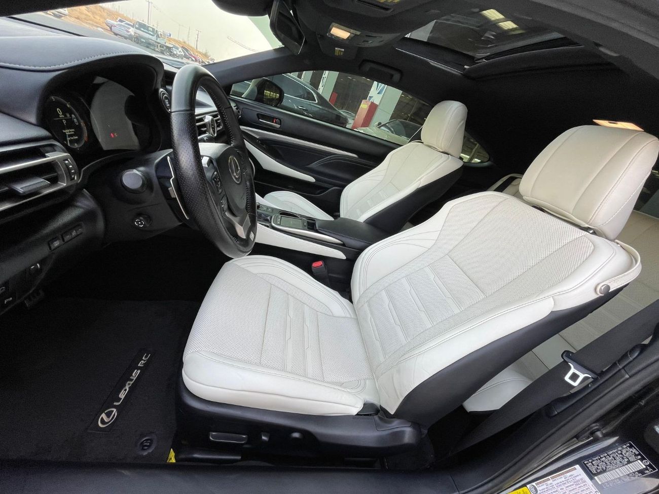 Lexus RC350 F Sport RC 350 / F-Sport / Only 29000 Mile / 1800 AED Monthly