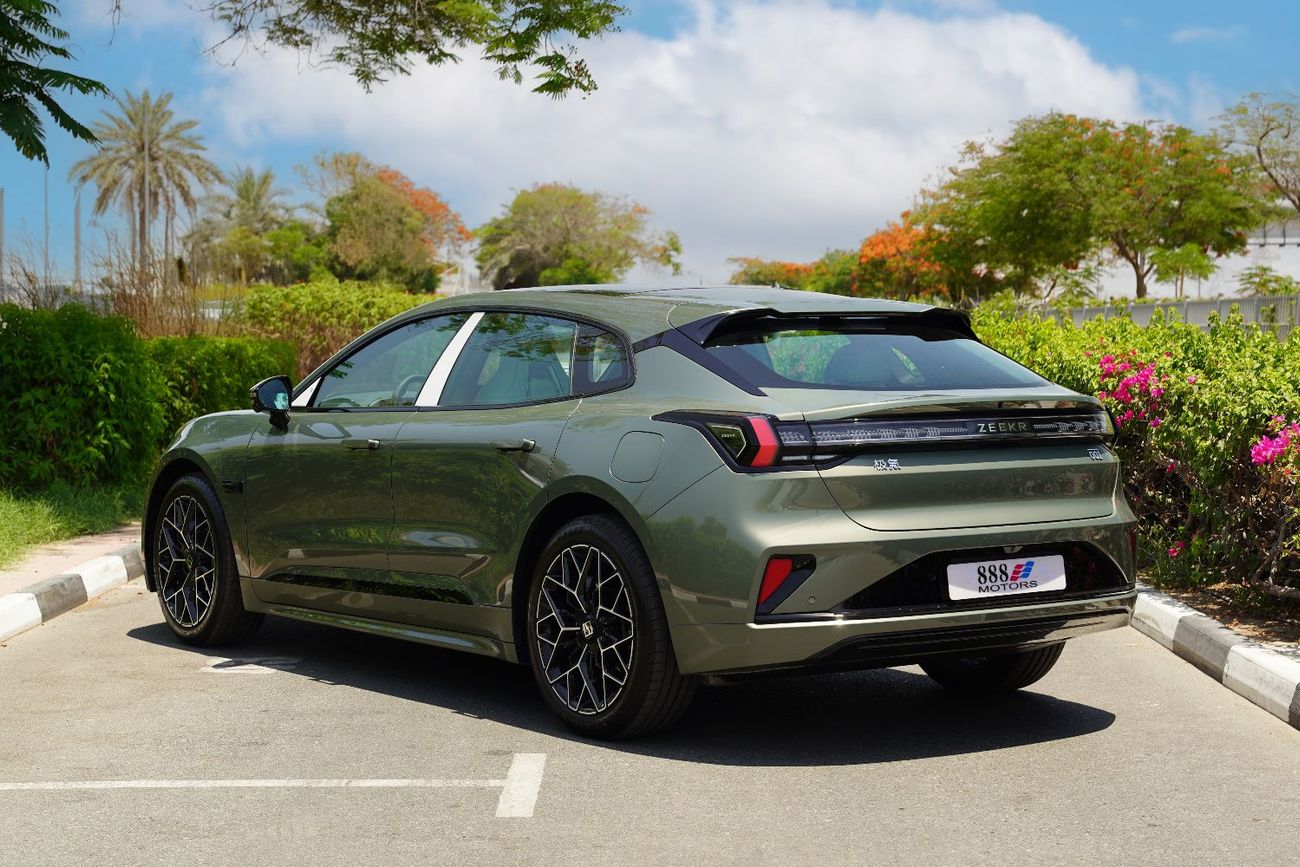 زيكر 001 2025 ZEEKR 001 Single-Motors100 kw/h Long Rang RWD Green 0Km