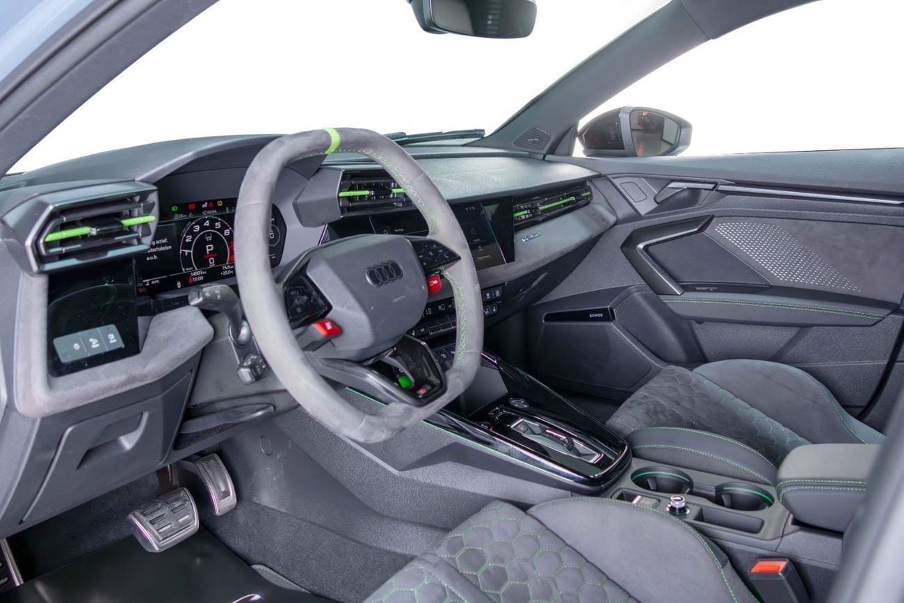 Audi RS3 TFSI quattro 2.5L Sportback Al Nabooda warranty Service Contract-Carbon RS Bucket Seats-Special Colo